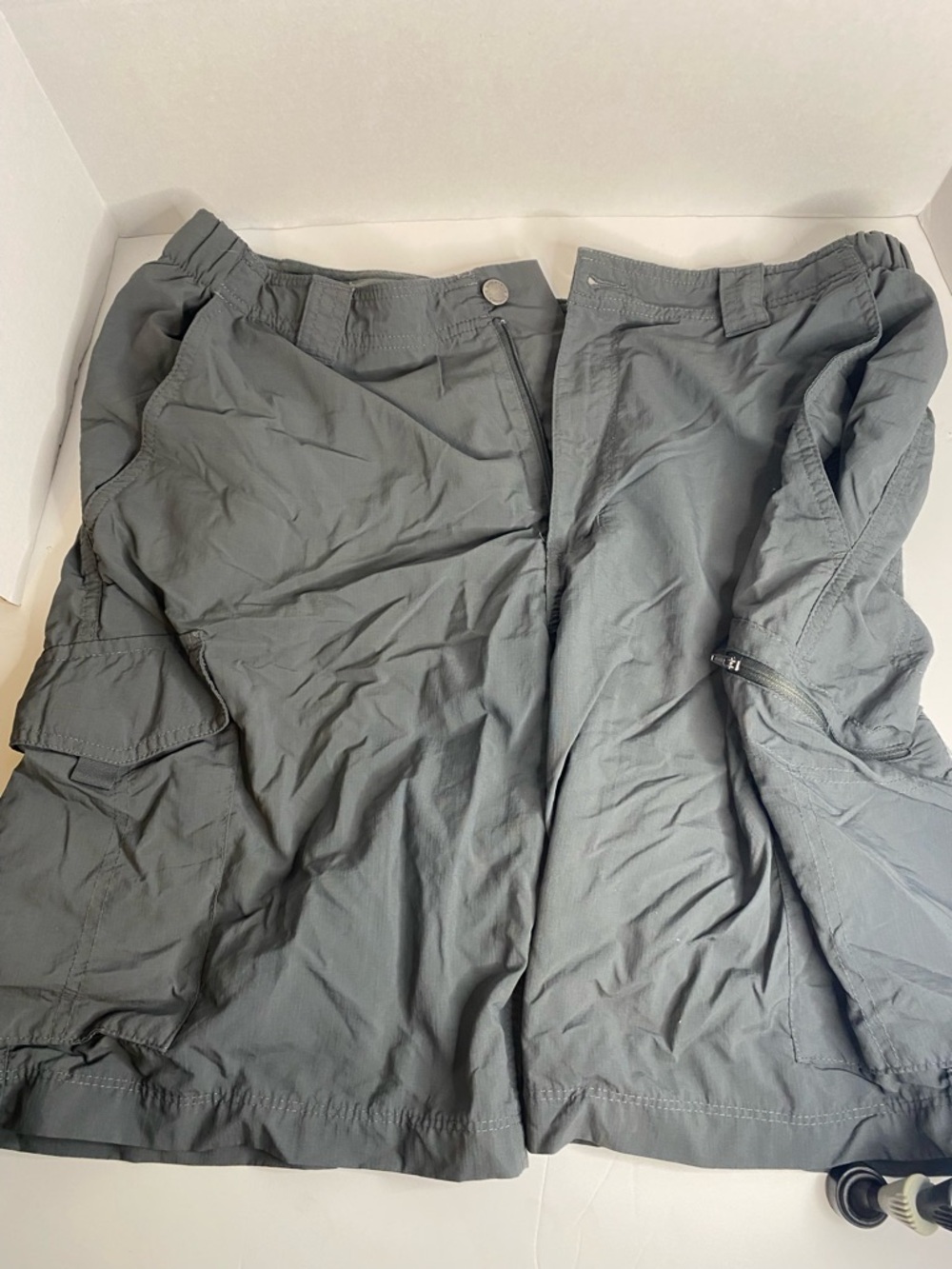 Columbia Men's Cargo Shorts Gray